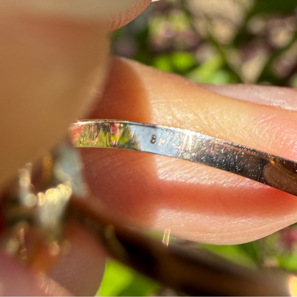 8k Gold Ring with Deep Red Gemstone - Women Jewelry - Picture 6 of 6